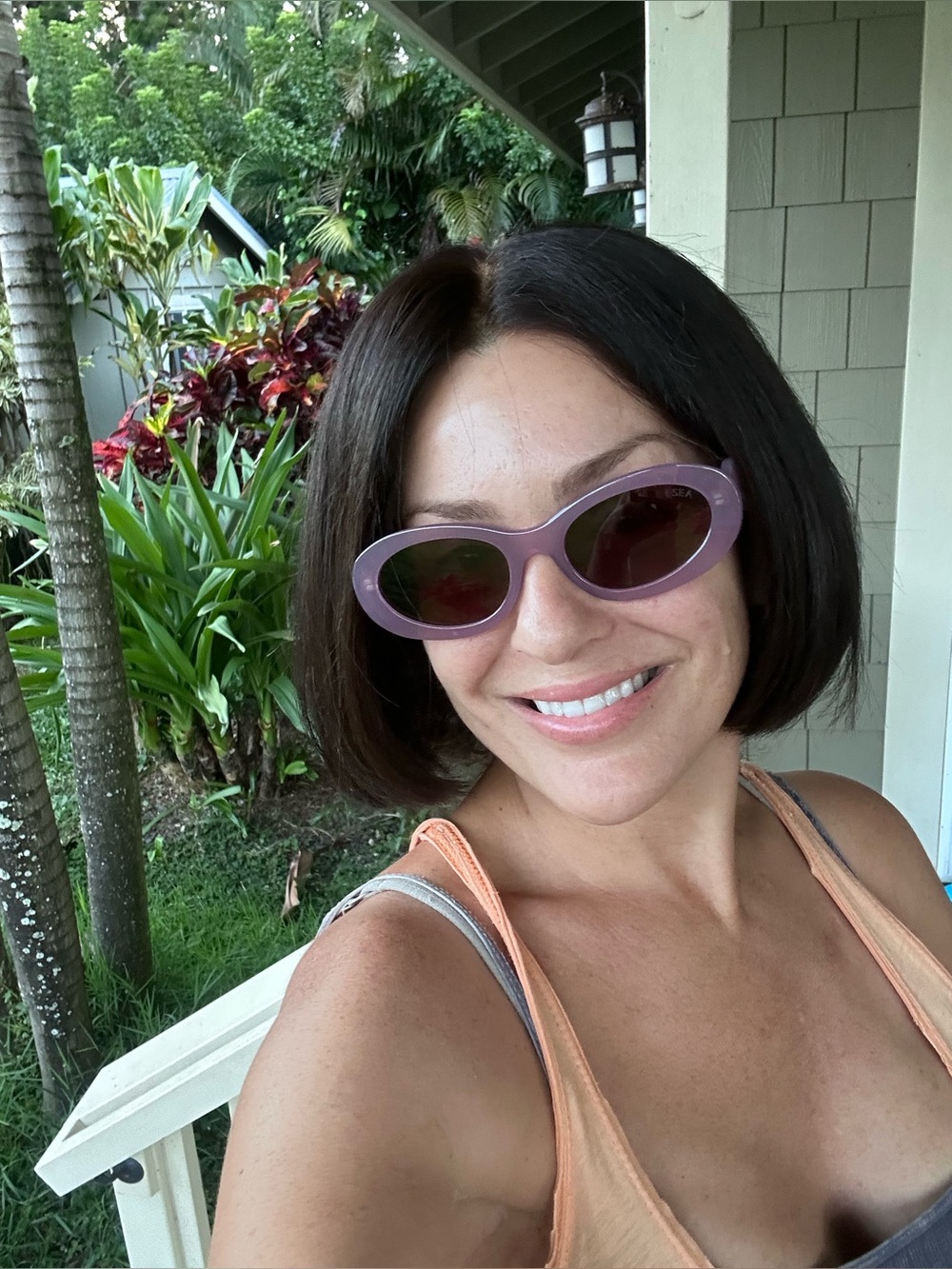 Women’s Short Kim Bob Wig in Dark Brown — Stylish Everyday Look